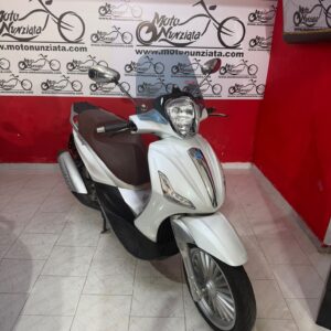 PIAGGIO BEVERLY 300