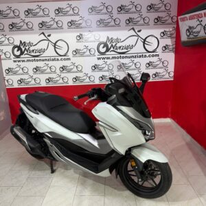 HONDA FORZA 300